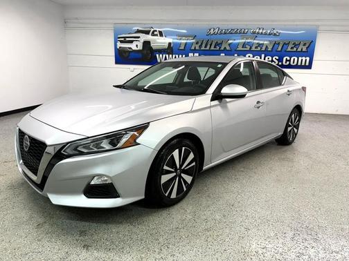 2022 Nissan Altima 2.5 SV