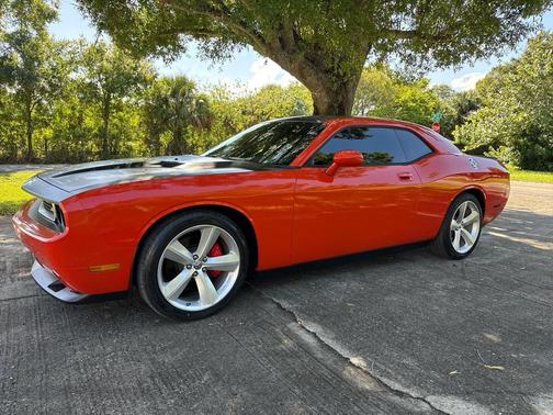 2010 Dodge Challenger SRT8