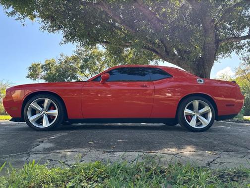 2010 Dodge Challenger SRT8