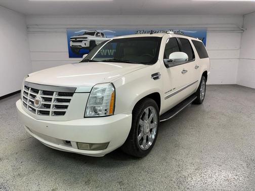 2011 Cadillac Escalade ESV Base
