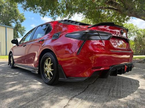 Supersonic Red 2021 Toyota Camry SE