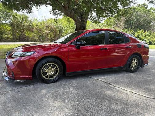Supersonic Red 2021 Toyota Camry SE
