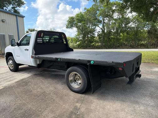 Summit White 2011 Chevrolet Silverado 3500 H/D