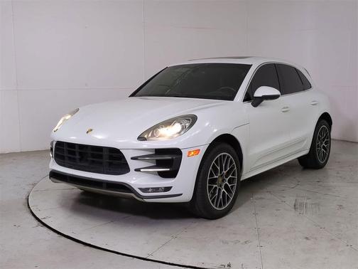 2015 Porsche Macan Turbo