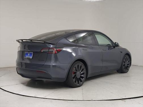 2022 Tesla Model Y Performance Dual Motor All-Wheel Drive