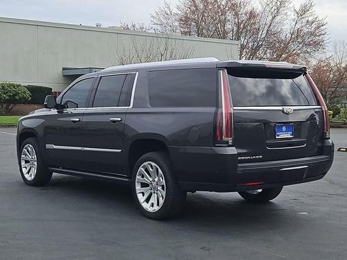 Dark Granite Metallic 2018 Cadillac Escalade ESV Premium Luxury