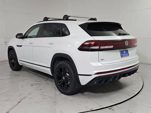 2026 Volkswagen Atlas Cross Sport 2.0T SEL