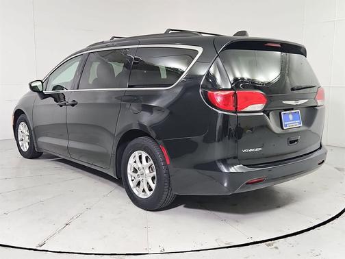 2021 Chrysler Voyager LXI
