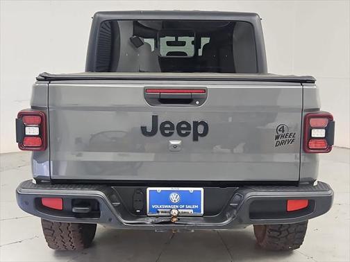 2021 Jeep Gladiator Willys 4x4