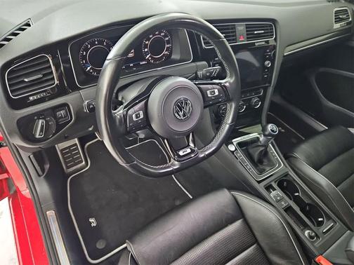 2018 Volkswagen Golf R 2.0T Manual