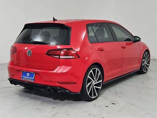 2018 Volkswagen Golf R 2.0T Manual