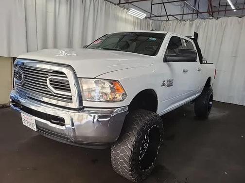 2018 RAM 2500 SLT Crew Cab 4x4 6'4' Box