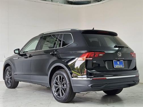 2024 Volkswagen Tiguan 2.0T SE 4MOTION