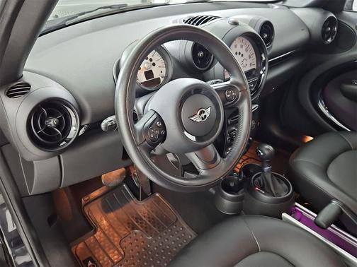 2014 MINI Countryman Cooper