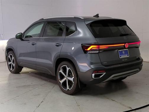 2025 Volkswagen Taos 1.5T SEL