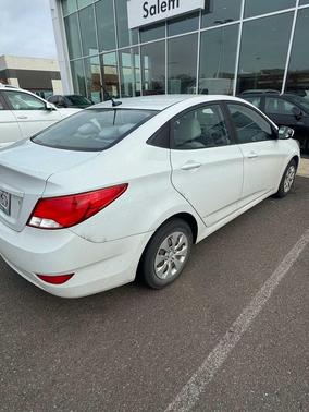2017 Hyundai Accent SE