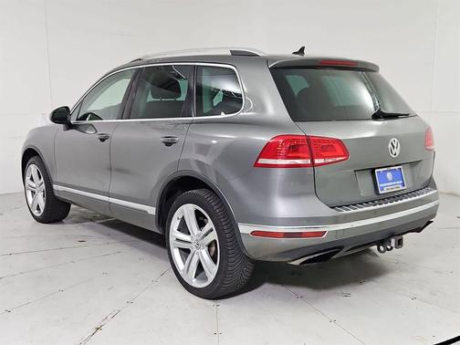 2017 Volkswagen Touareg V6 Executive