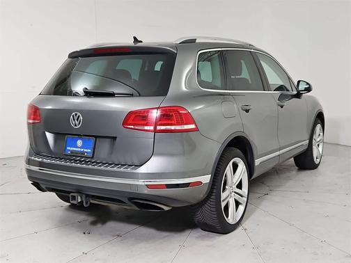 2017 Volkswagen Touareg V6 Executive