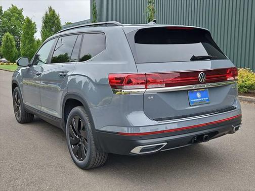 2025 Volkswagen Atlas 2.0T SE w/Technology 4MOTION