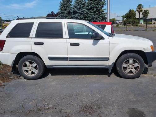2006 Jeep Grand Cherokee Laredo
