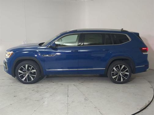 2026 Volkswagen Atlas 2.0T SEL Premium R-Line 4MOTION