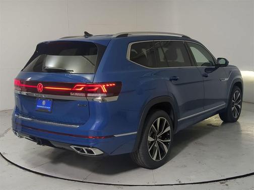 2026 Volkswagen Atlas 2.0T SEL Premium R-Line 4MOTION