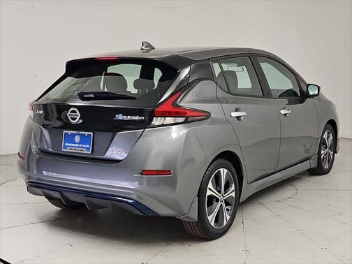 2022 Nissan Leaf SV 40 kWh
