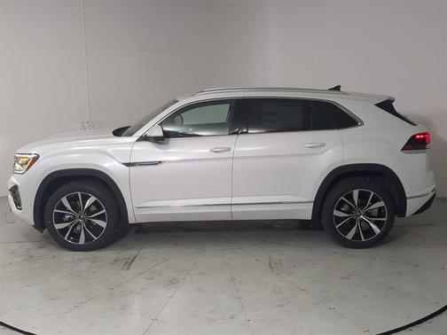 2026 Volkswagen Atlas Cross Sport 2.0T SEL Premium