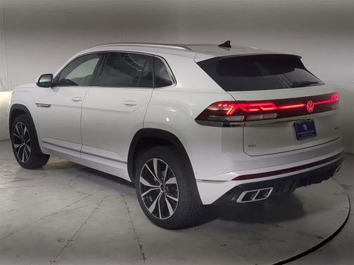 2026 Volkswagen Atlas Cross Sport 2.0T SEL Premium