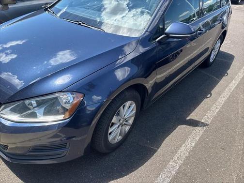 2015 Volkswagen Golf SportWagen TSI S 4-Door