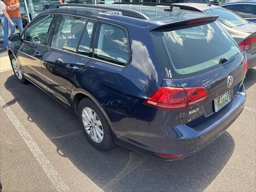 2015 Volkswagen Golf SportWagen TSI S 4-Door