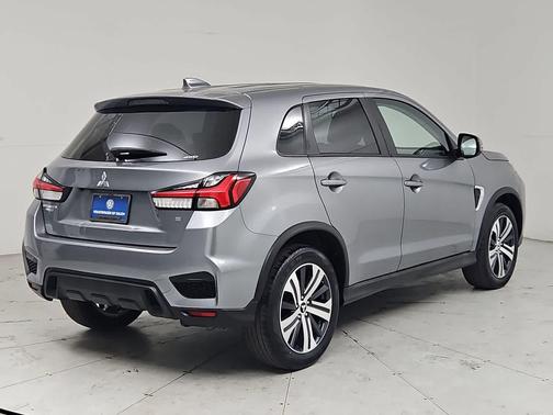 Mercury Gray Metallic 2024 Mitsubishi Outlander Sport SE