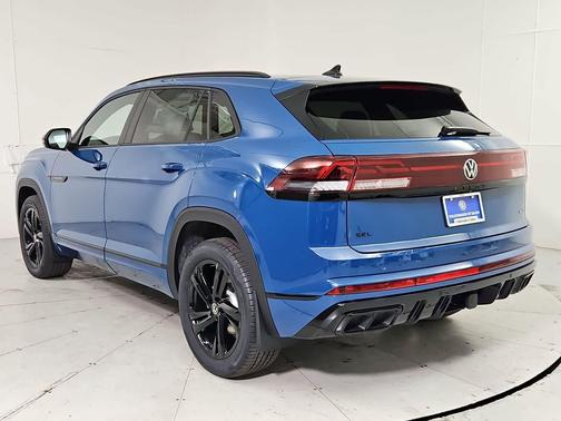 mountain lake blue metallic 2026 Volkswagen Atlas Cross Sport 2.0T SEL