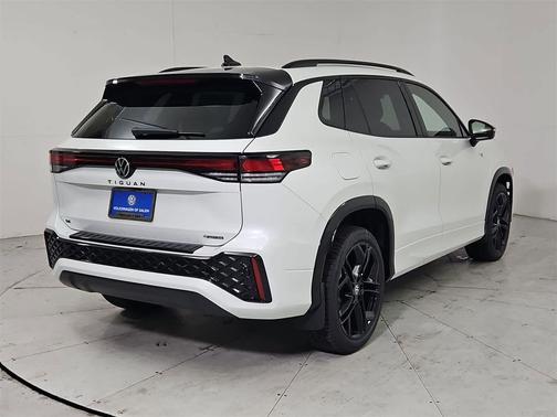 2025 Volkswagen Tiguan 2.0T SE R-Line Black 4MOTION