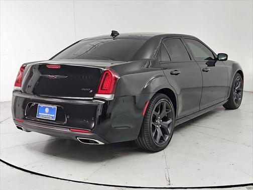 2021 Chrysler 300 S