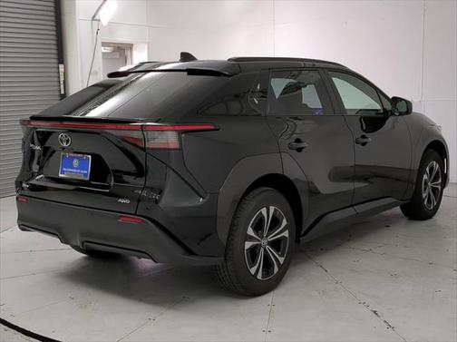 2024 Toyota bZ4X XLE