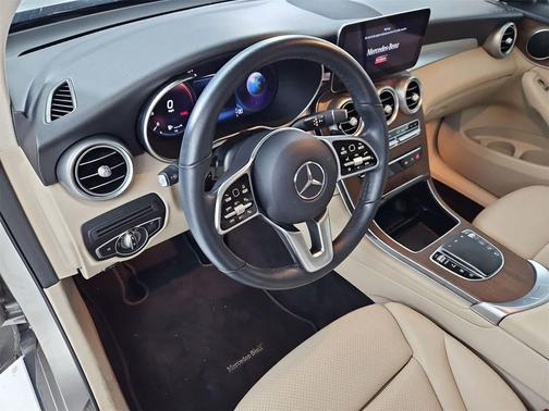 2022 Mercedes-Benz GLC 300 4MATIC