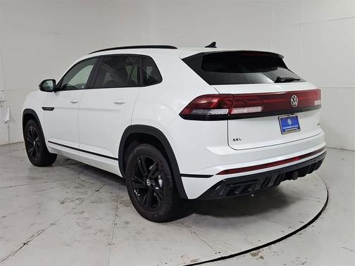 2025 Volkswagen Atlas Cross Sport 2.0T SEL