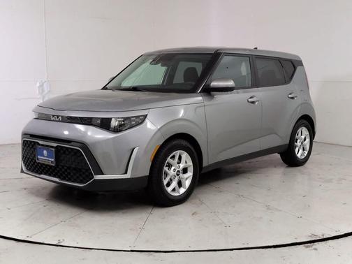 Steel Gray 2023 Kia Soul LX