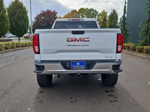 2020 GMC Sierra 1500 SLE
