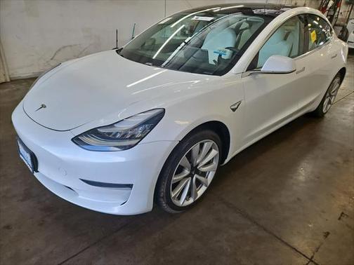 2019 Tesla Model 3 Standard Range