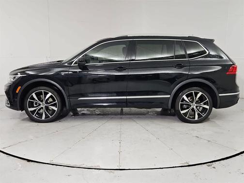 2024 Volkswagen Tiguan 2.0T SEL R-Line 4MOTION