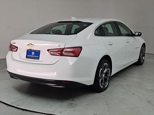 2021 Chevrolet Malibu FWD LT