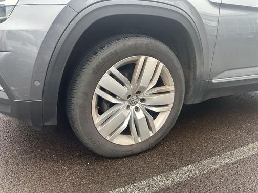 2019 Volkswagen Atlas 3.6L SEL Premium