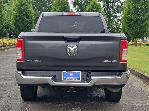 Granite Crystal Metallic Clearcoat 2023 RAM 1500 Big Horn/Lone Star