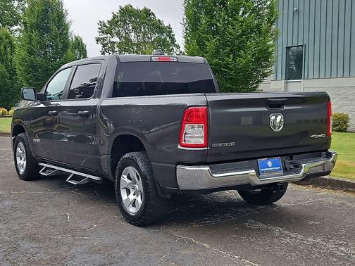 Granite Crystal Metallic Clearcoat 2023 RAM 1500 Big Horn/Lone Star