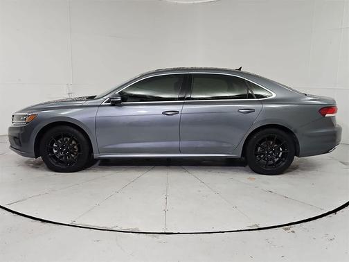 2022 Volkswagen Passat 2.0T SE