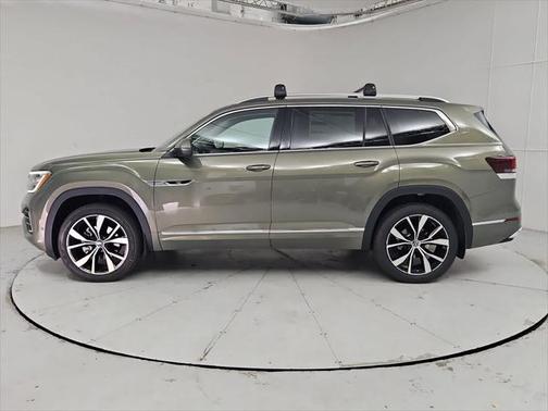 2025 Volkswagen Atlas 2.0T SEL Premium R-Line 4MOTION