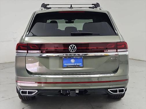 2025 Volkswagen Atlas 2.0T SEL Premium R-Line 4MOTION