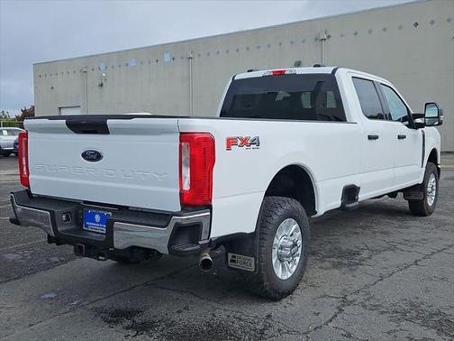 2023 Ford F-350 XLT